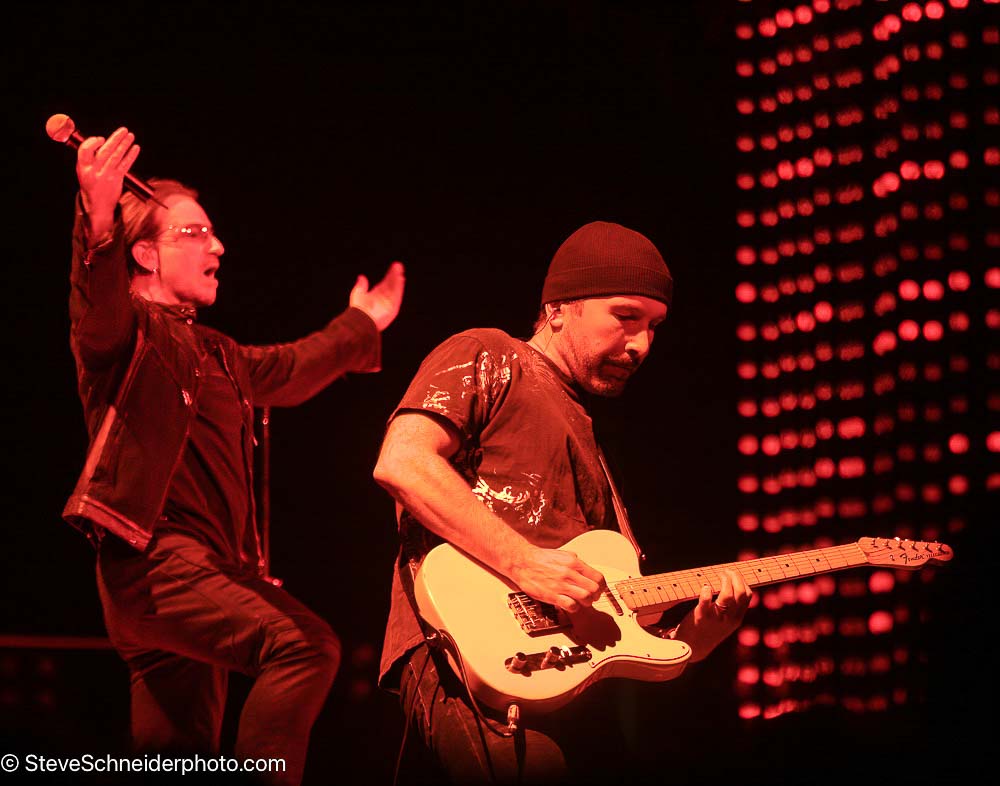 U2 – Schneider Photography Store