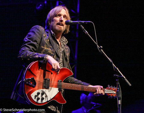 Tom Petty – The Gorge, George, WA 6-11-10 -02